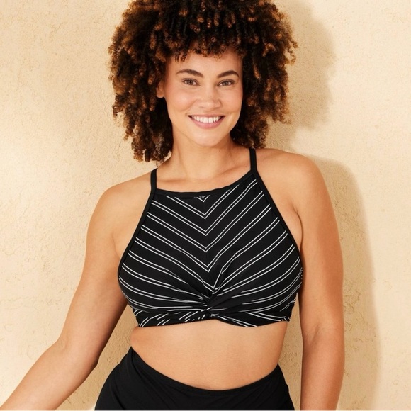 Shade & Shore Other - Women's Highneck Twist-Front Longline Bikini Top - Shade & Shore Size XL